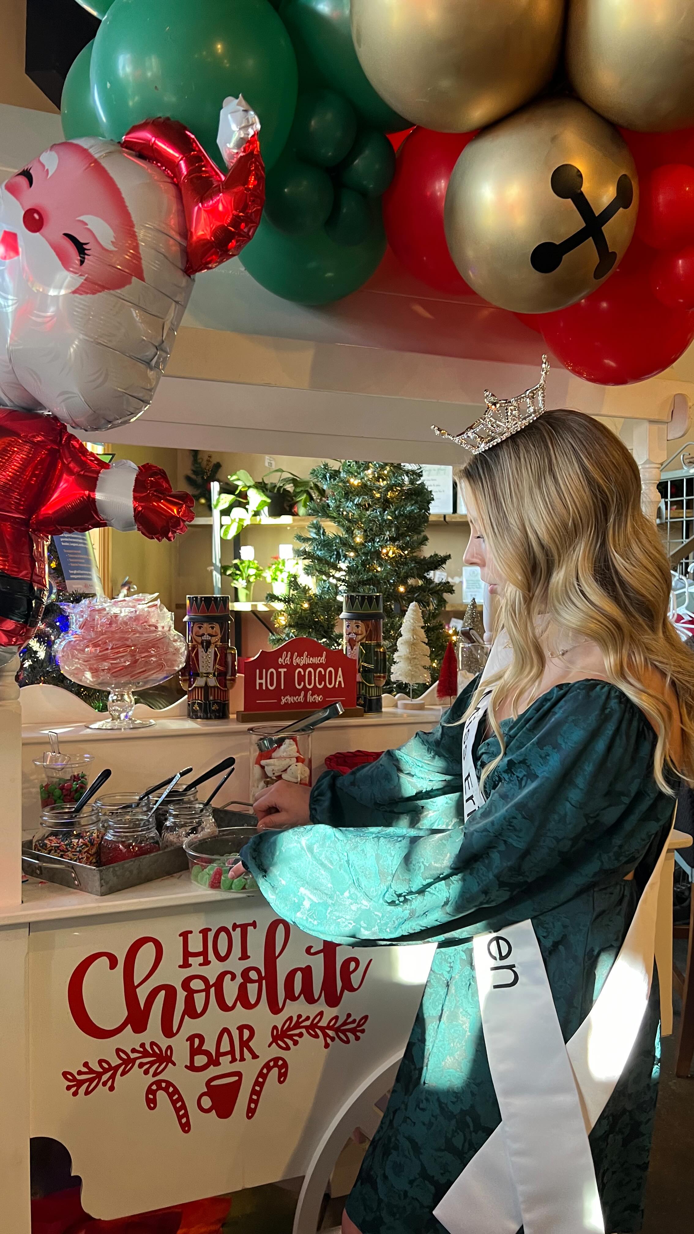 Hot chocolate bar with Christmas balloon decor